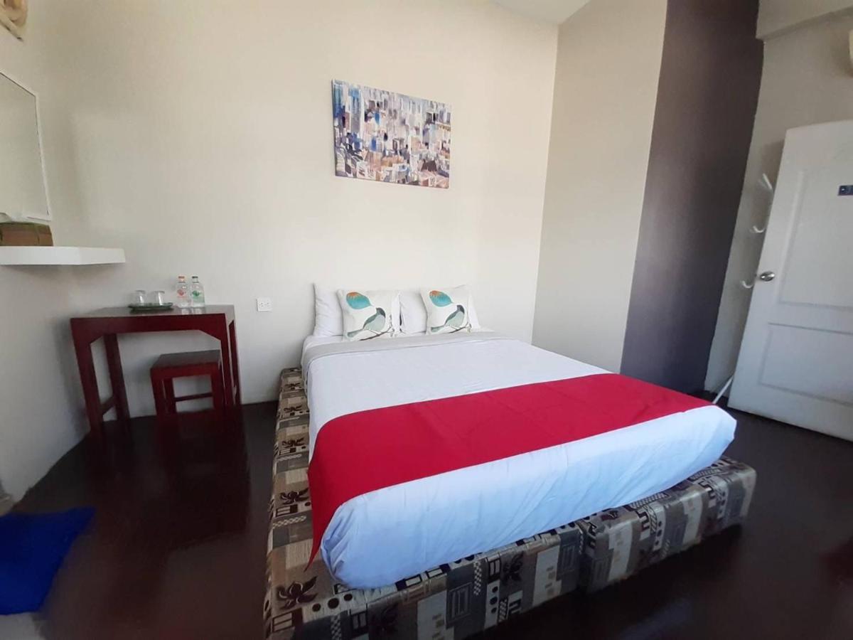 Born Guest House Чіангмай Екстер'єр фото